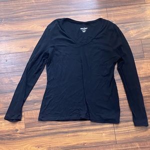 XL Old Navy Long-Sleeve Black Relaxed T shirt